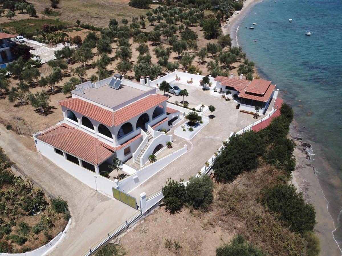 Appartamento El Mar Kómboi Esterno foto